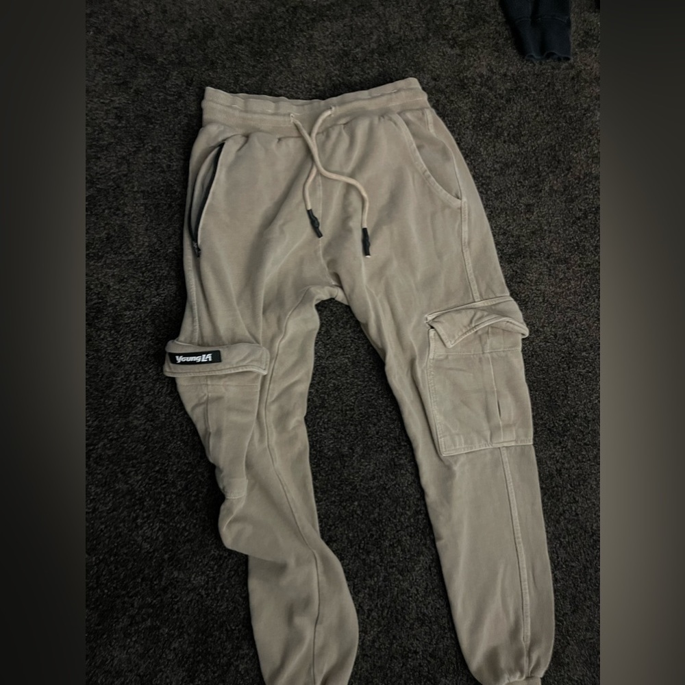 Young La joggers